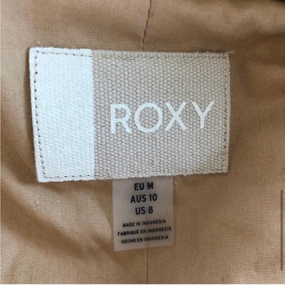 NWOT Roxy winter jacket - Picture 7 of 9